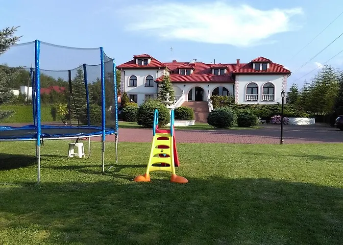 Hotel Pod Lwami Błonie